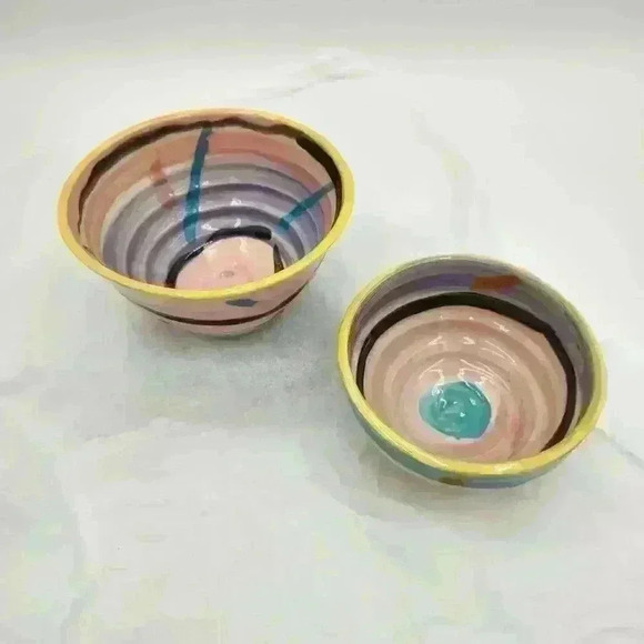 Two Colorful Abstract Fantasy Clay Pots‎ 5 1/2" & 4 7/8" By Pat Schneider Signed - Picture 4 of 8